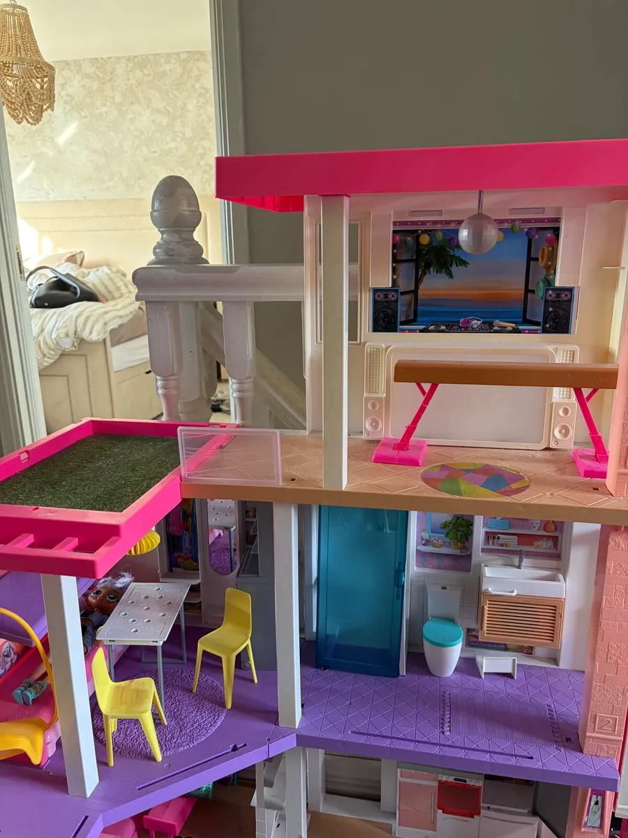 Barbie dream house - Image 1