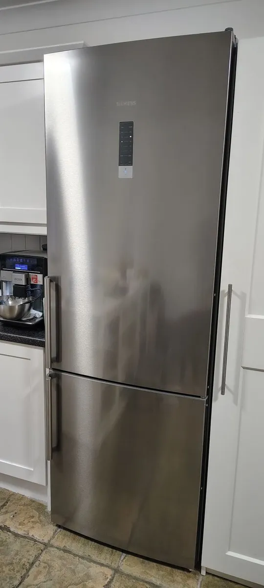 Siemens Fridge freezer 203x70 - Image 3