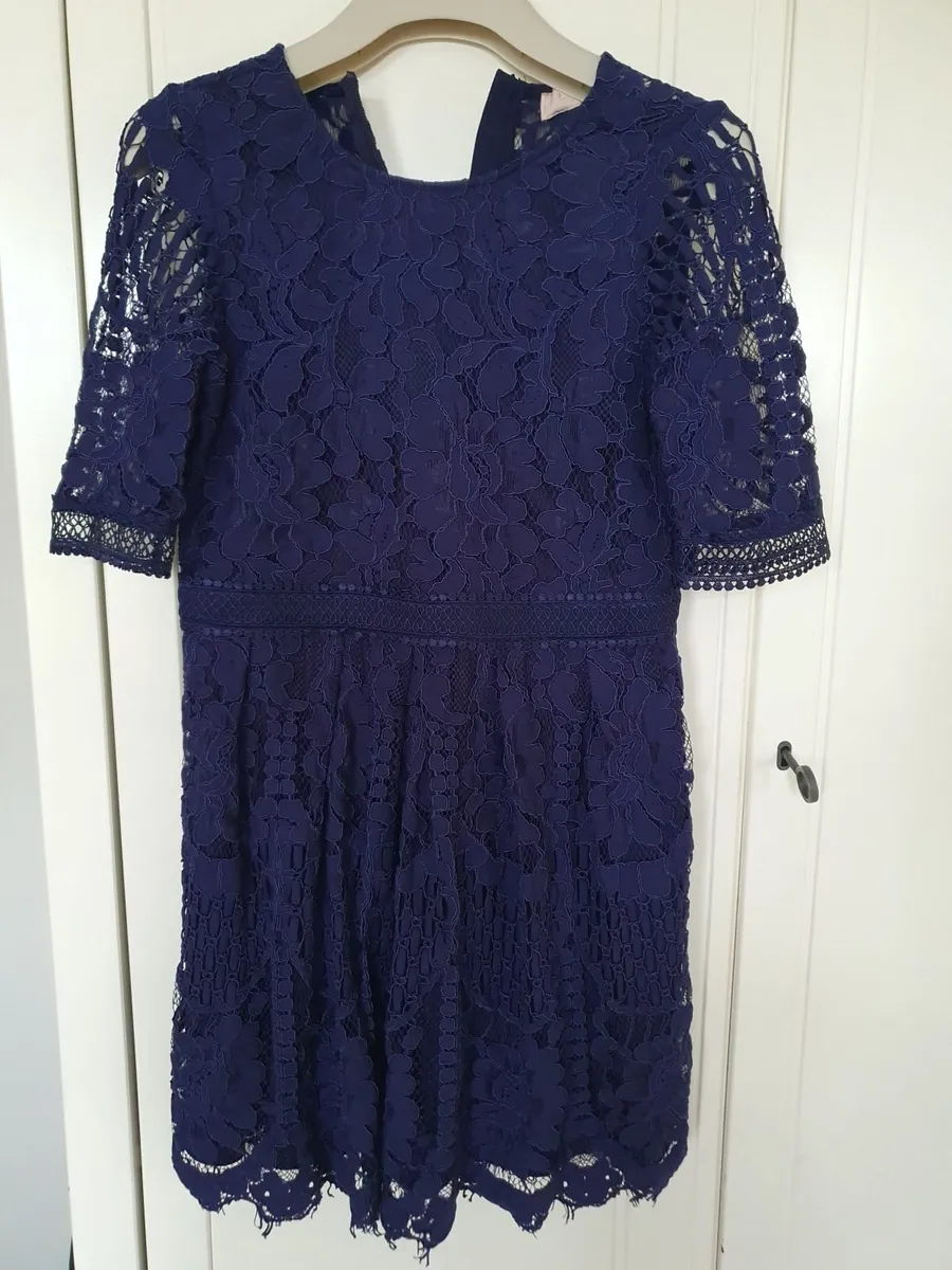 Lipsy girls occasion dress - Image 2