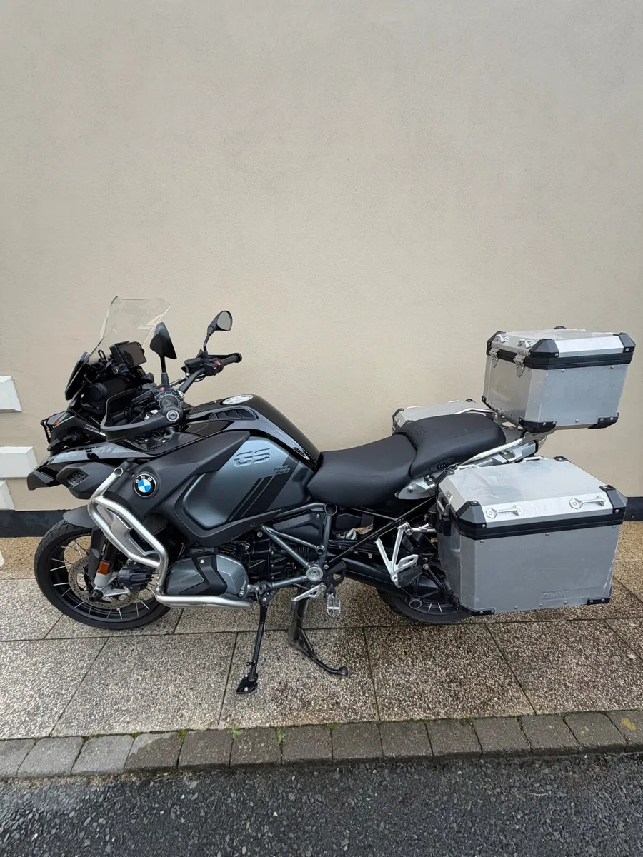 BMW R 1250 GS TE Triple Black Low Chassis - Image 1