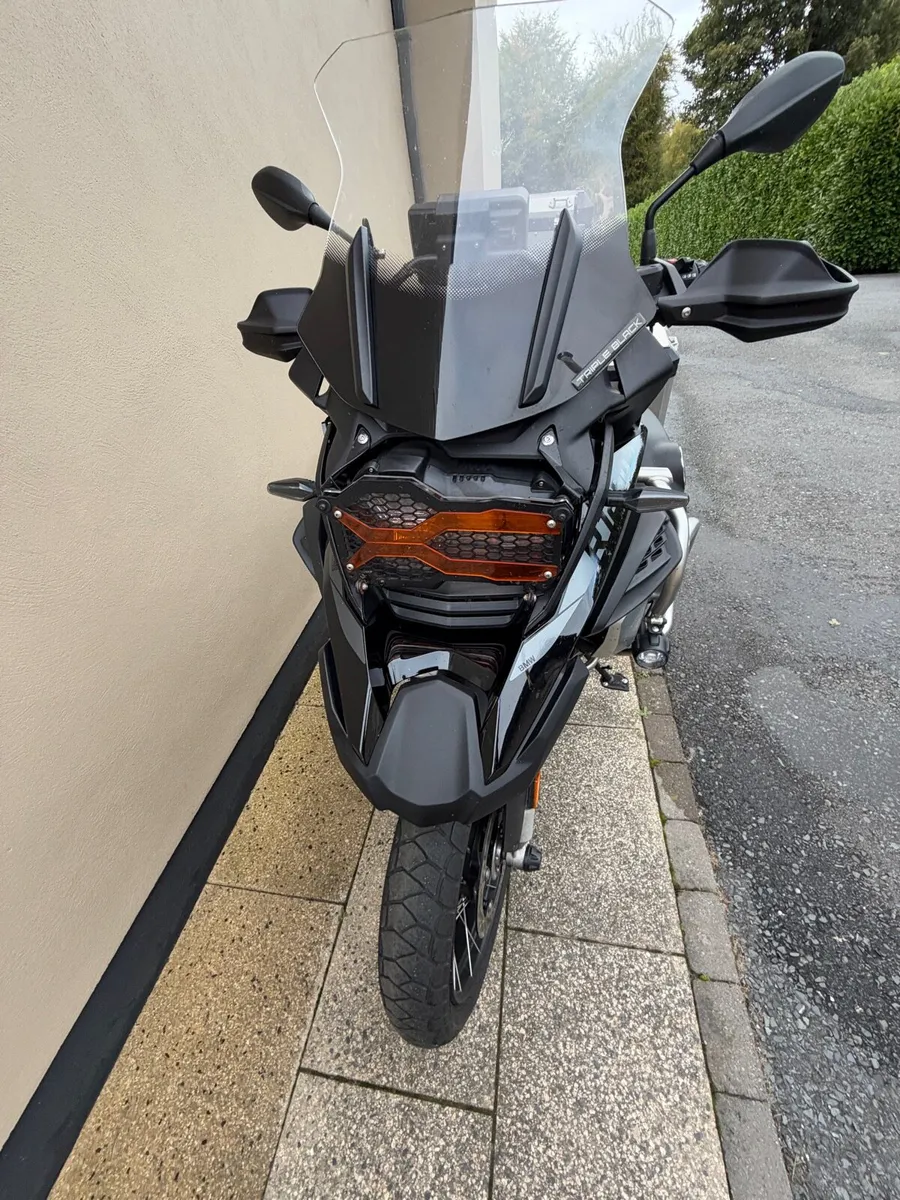 BMW R 1250 GS TE Triple Black Low Chassis - Image 3