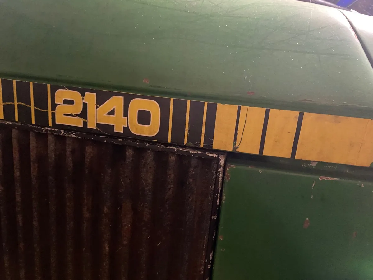 John Deere 2140 - Image 2