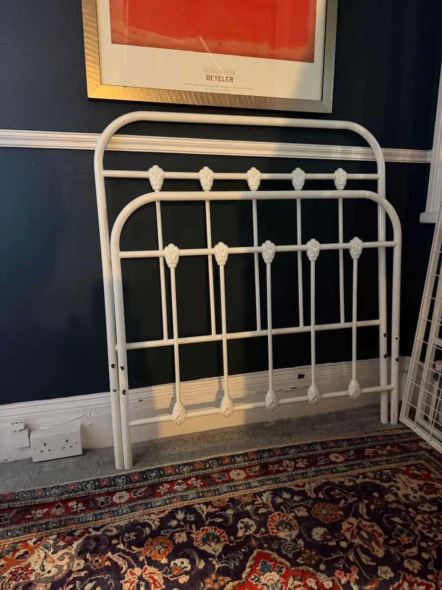 Single bed frame - Image 1