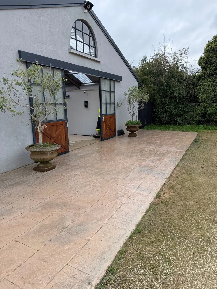 YARD/FARM CLEAN UP SERVICE 🚜🧹 - Image 1