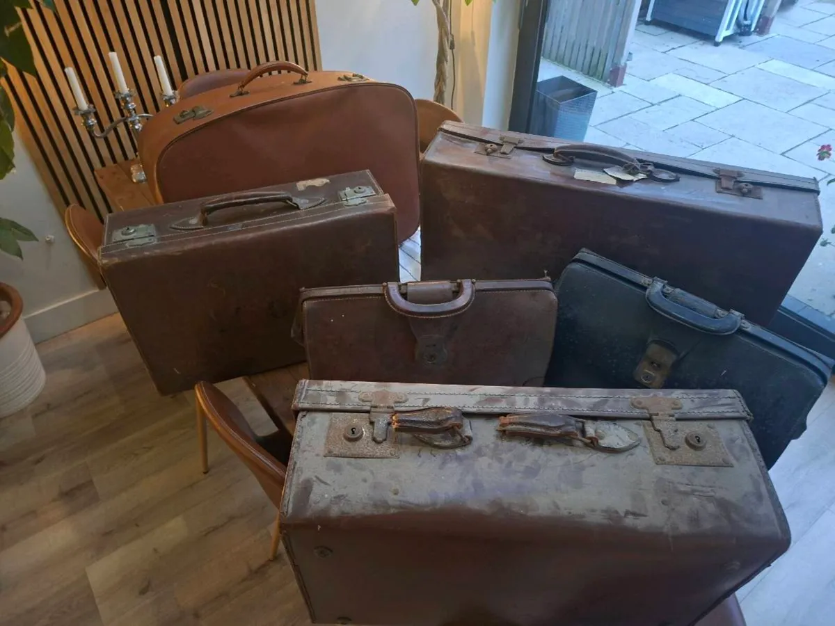 Suit cases