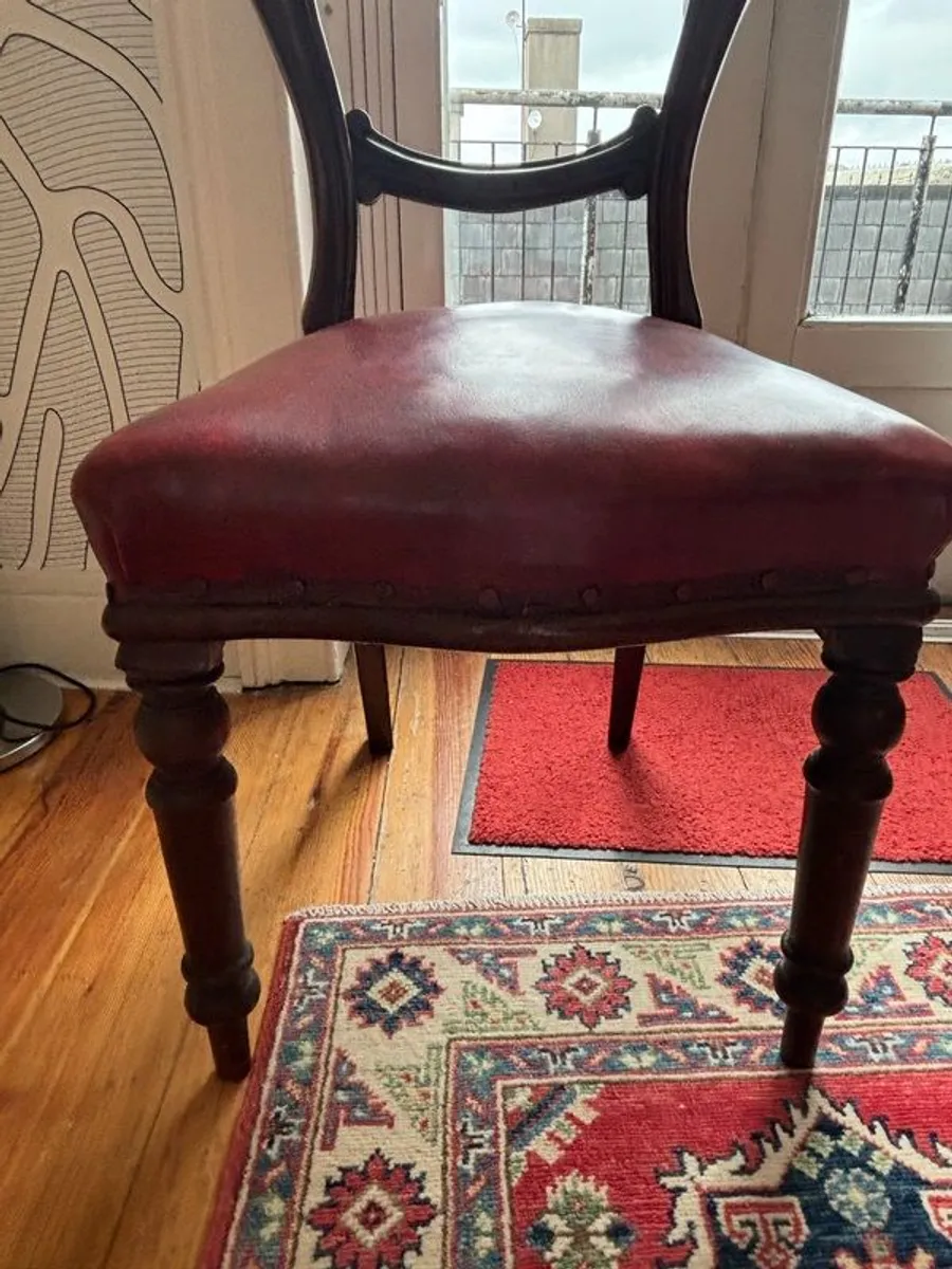 Set of 6 beautiful Victorian Mahogany dining chairs - Image 4