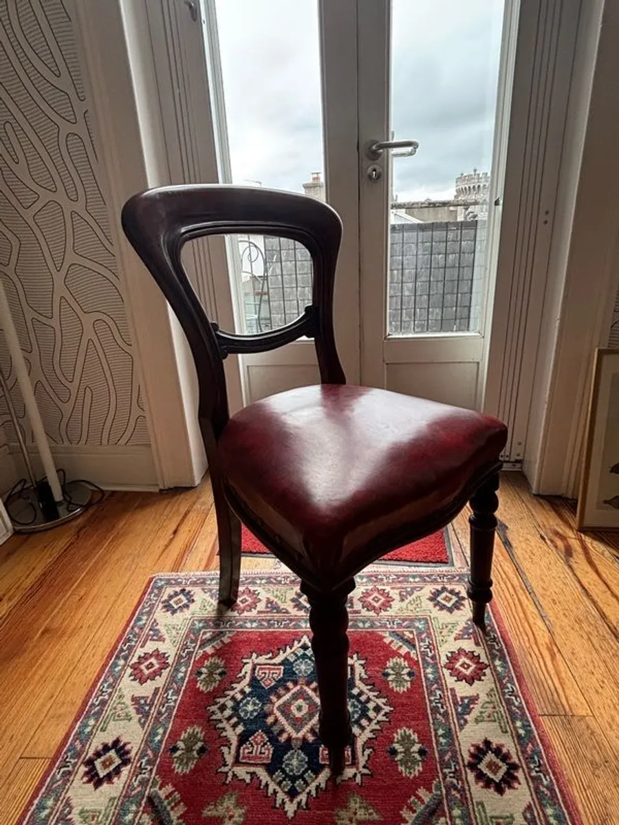 Set of 6 beautiful Victorian Mahogany dining chairs - Image 2