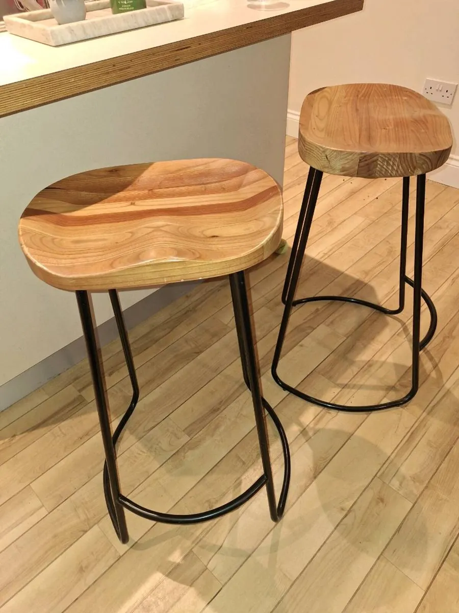 Bar stools - Image 1