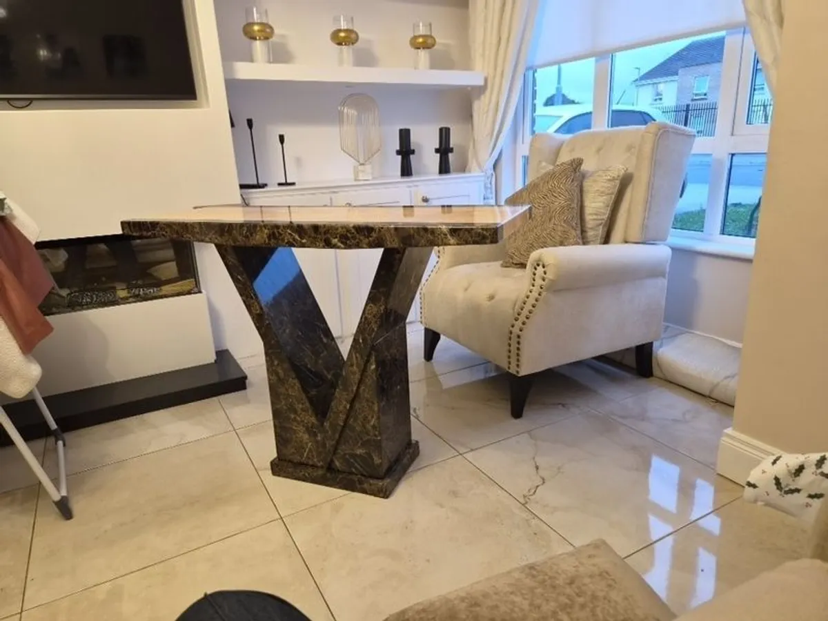 Side Console - Image 3