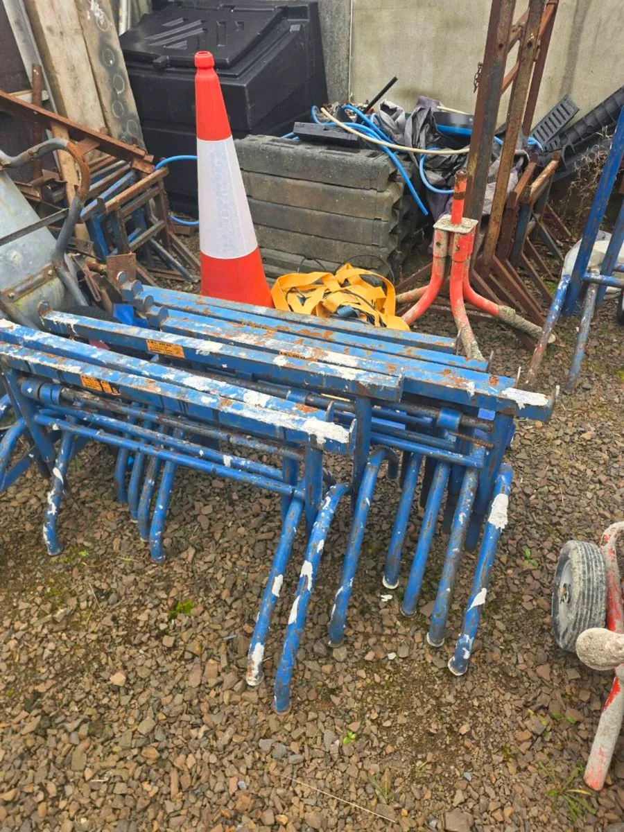 7 No. Adjustable Steel Builders' Trestles