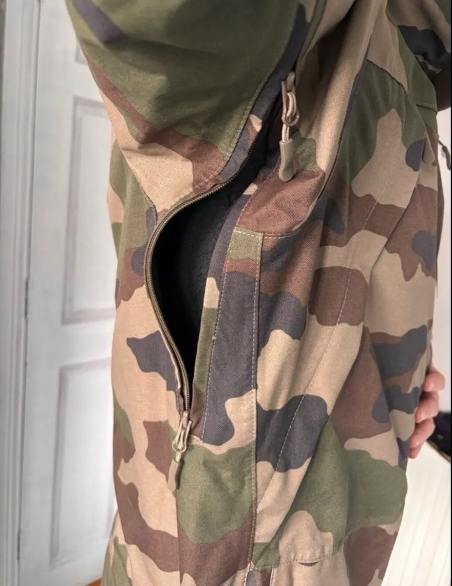 Camouflage Parka with pants Army Surplus. New - Image 4