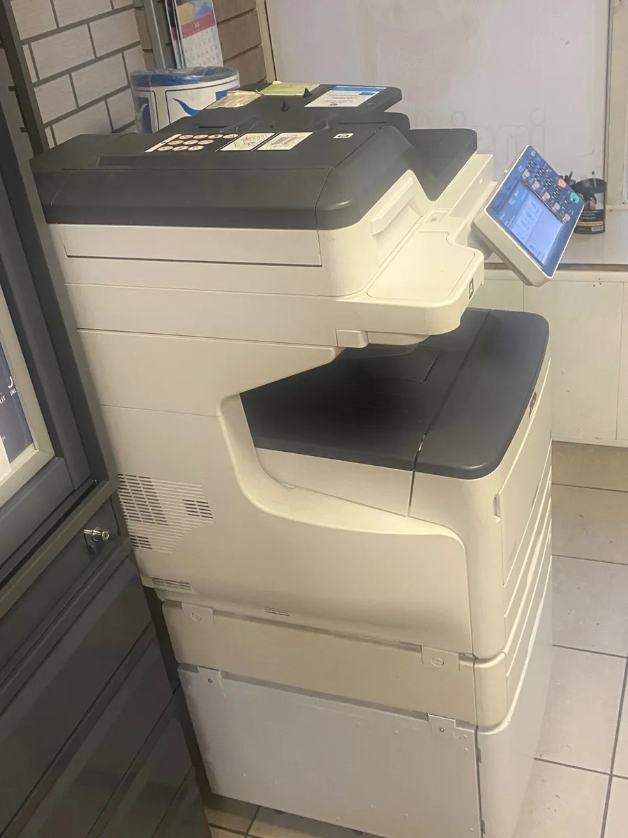 Oki ES8453 multifunctional printer / photocopier - Image 2