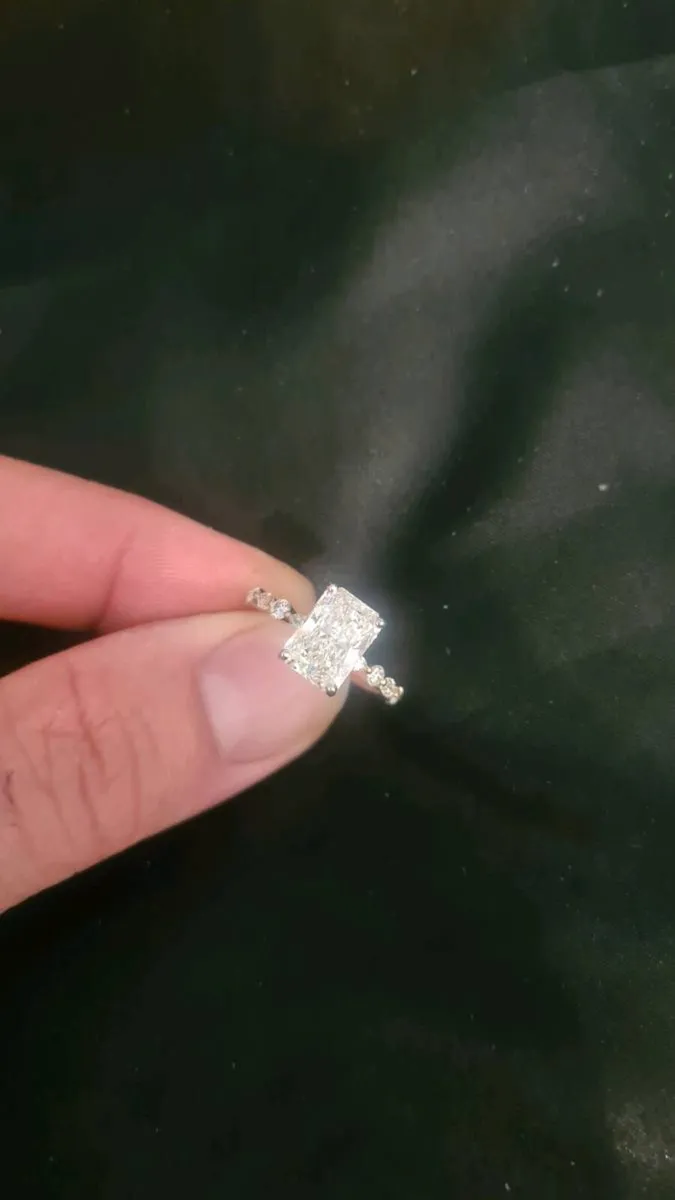 3.07 CARAT LAB-GROWN DIAMOND RING – 14K Gold - Image 4