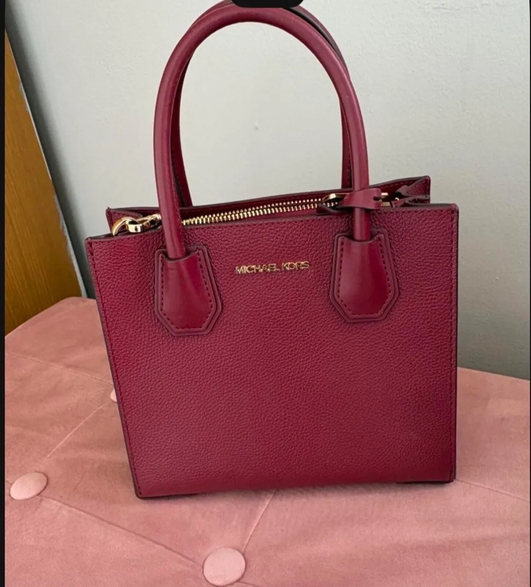 Michael kors Bag - Image 1