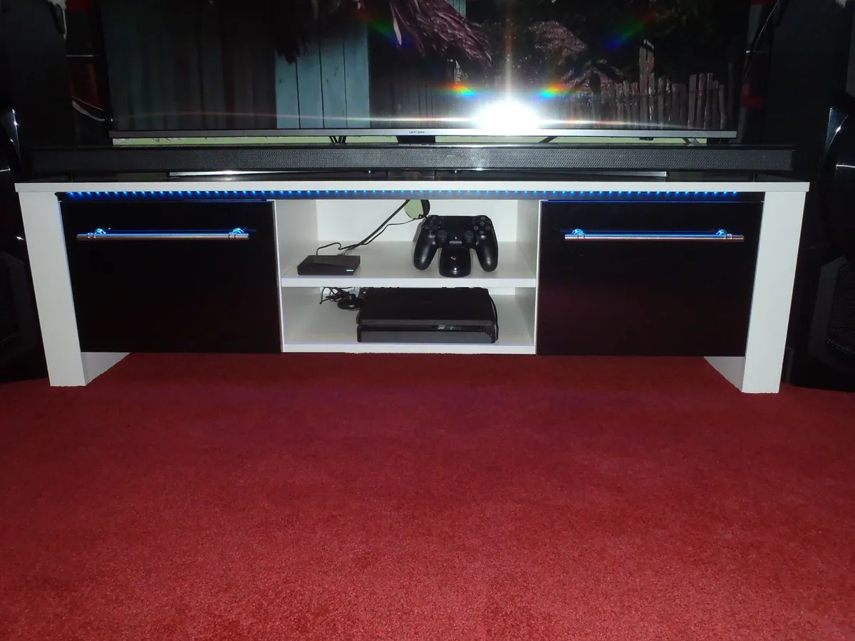 Tv Cabinet with blue LED light - Image 1