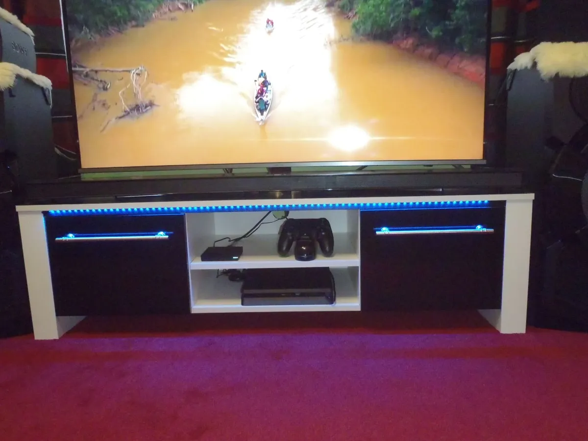 Tv Cabinet with blue LED light - Image 4