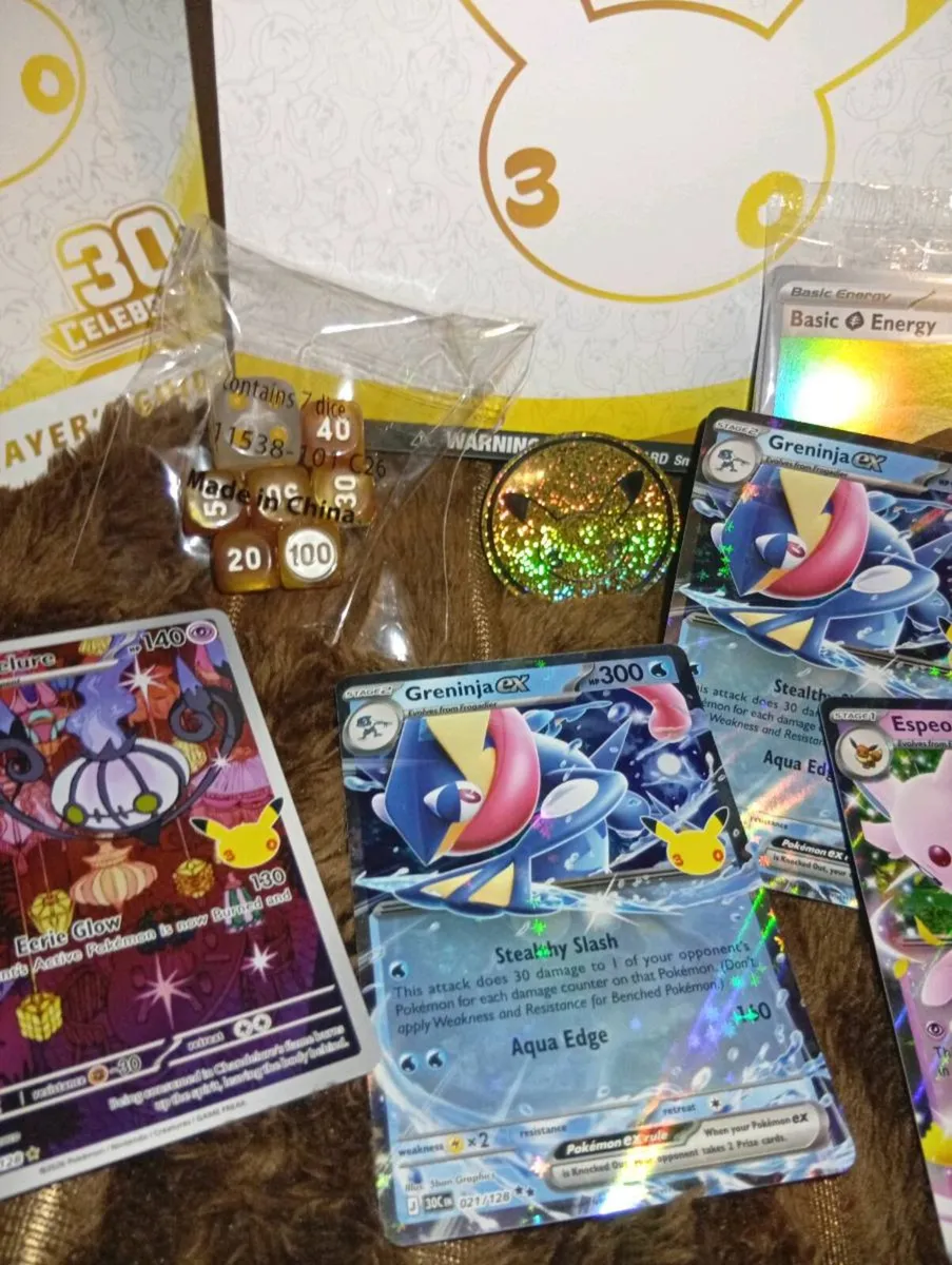 30th anniversary Pokémon bits for sale ...70 Euro - Image 2