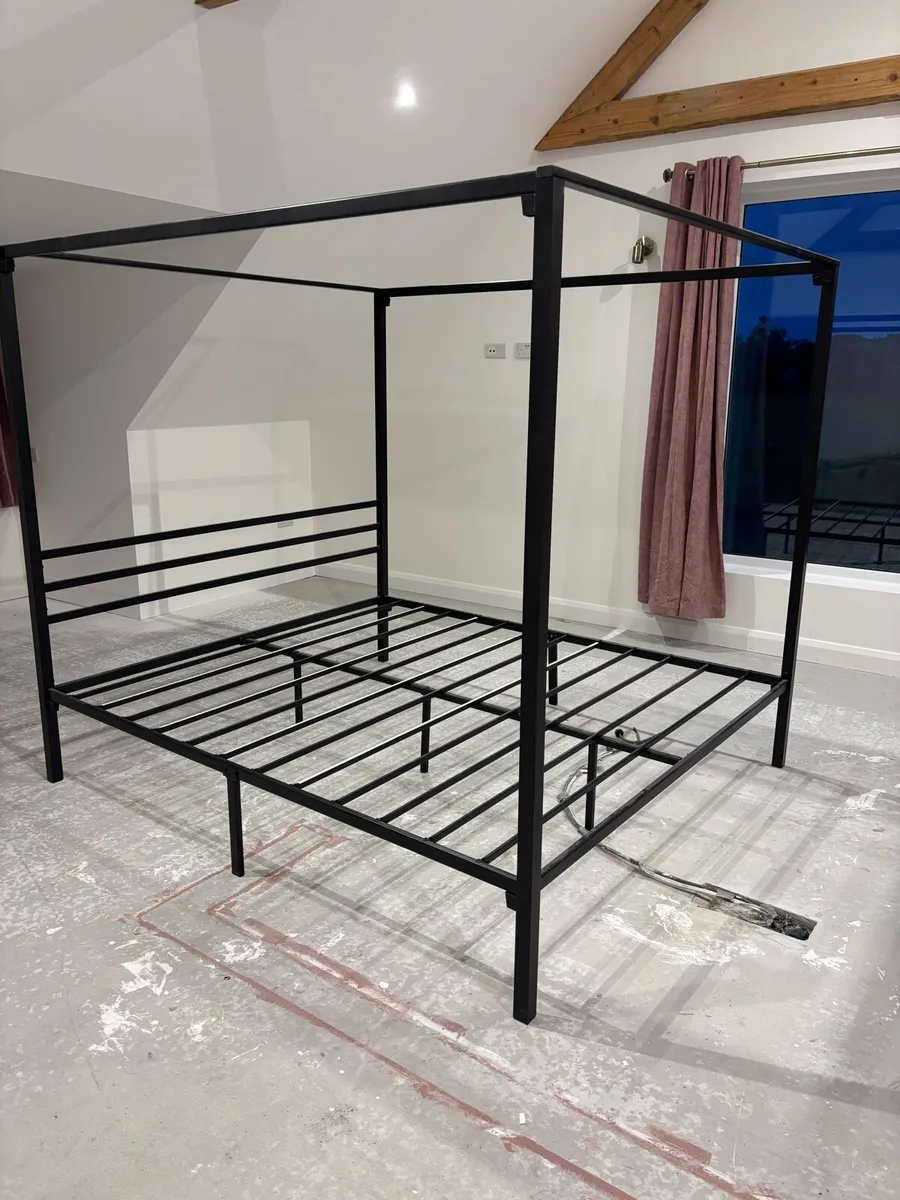Super king 4 post bed - Image 3