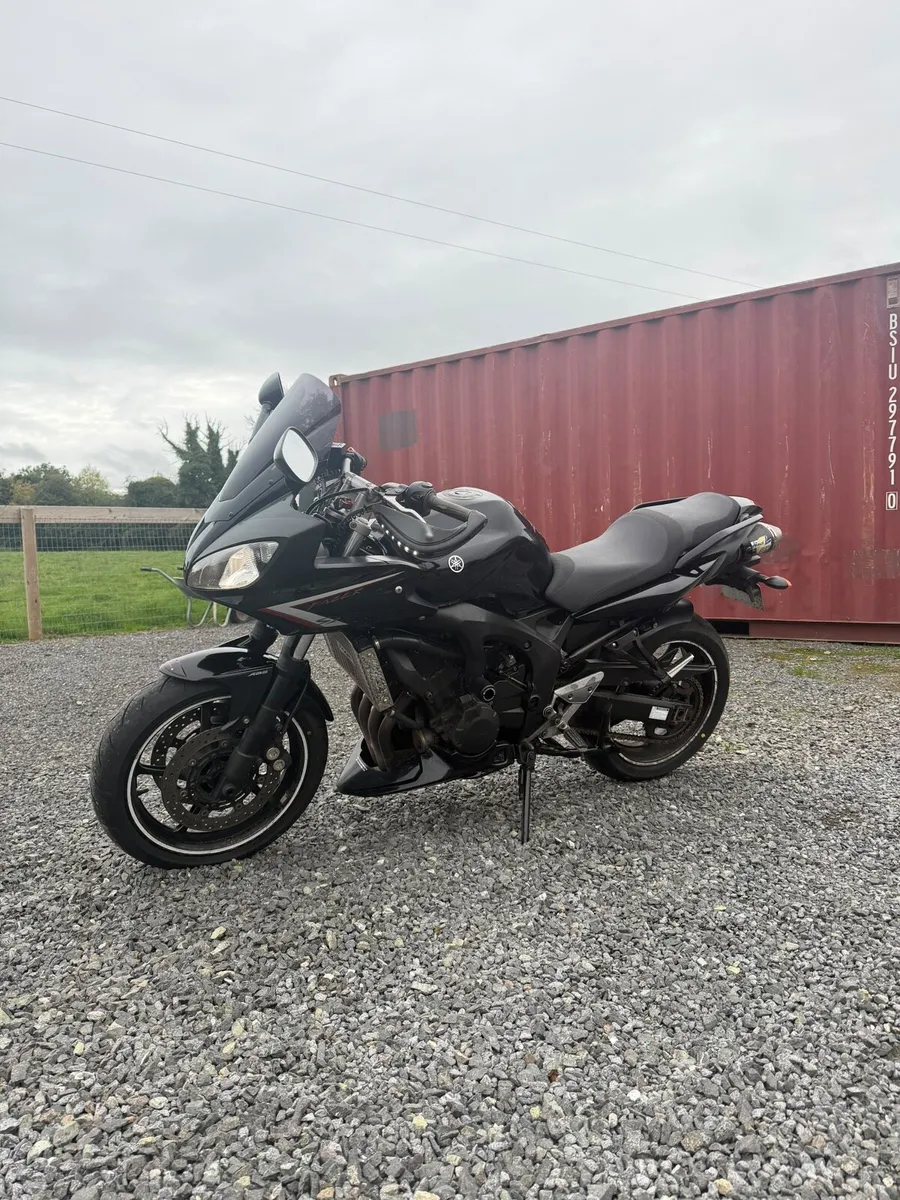 Yamaha FZ6 - Image 1