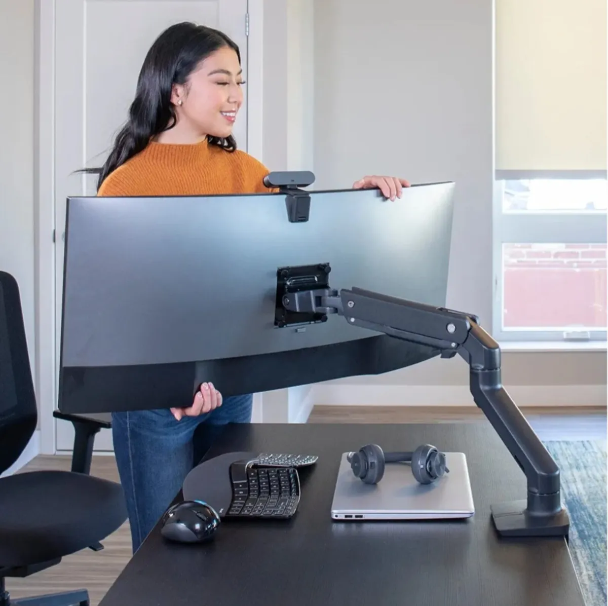 Ergotron – HX Premium Heavy Duty Monitor Arms - Image 4
