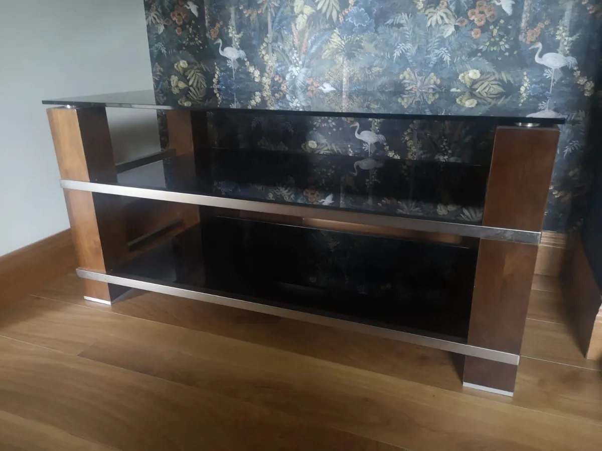 TV Table - Image 1
