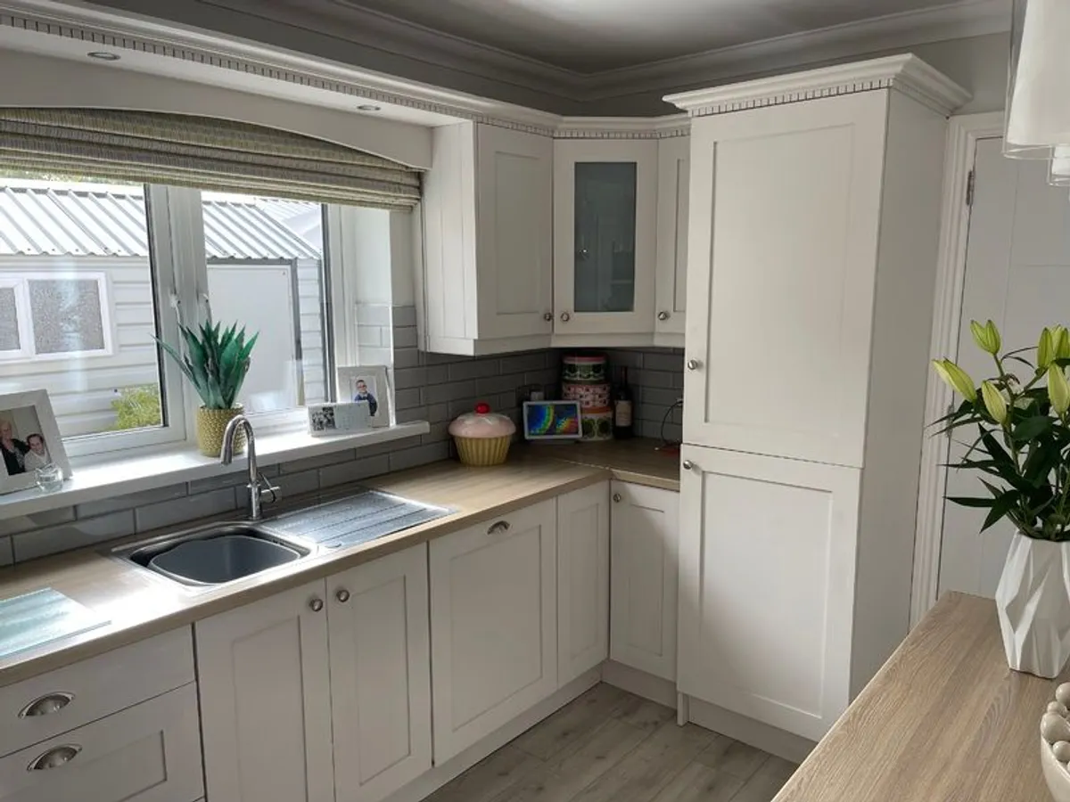 Kitchen For Sale - Image 4