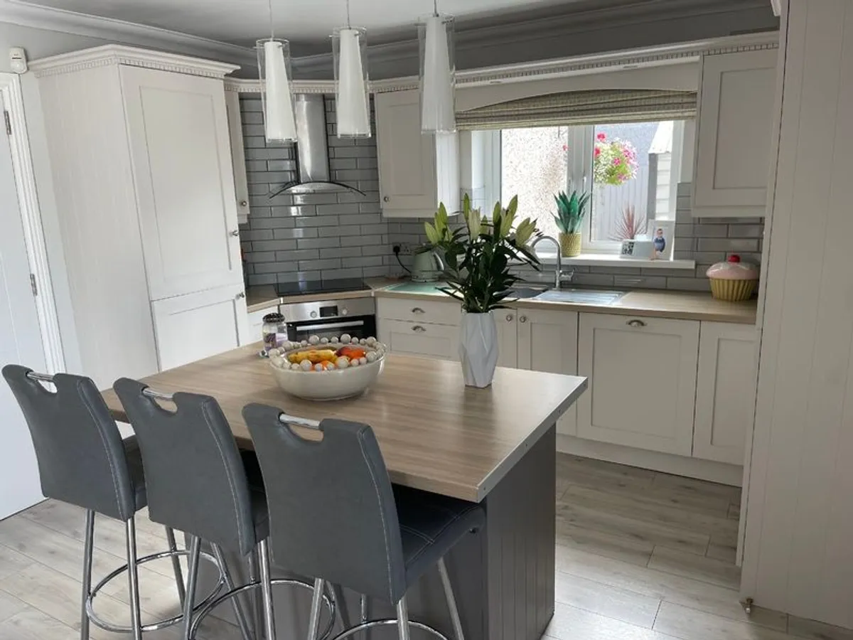 Kitchen For Sale - Image 1