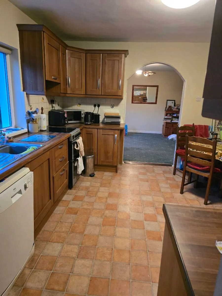 Kitchen - Image 1