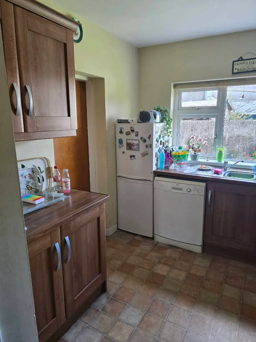 Kitchen - Image 3