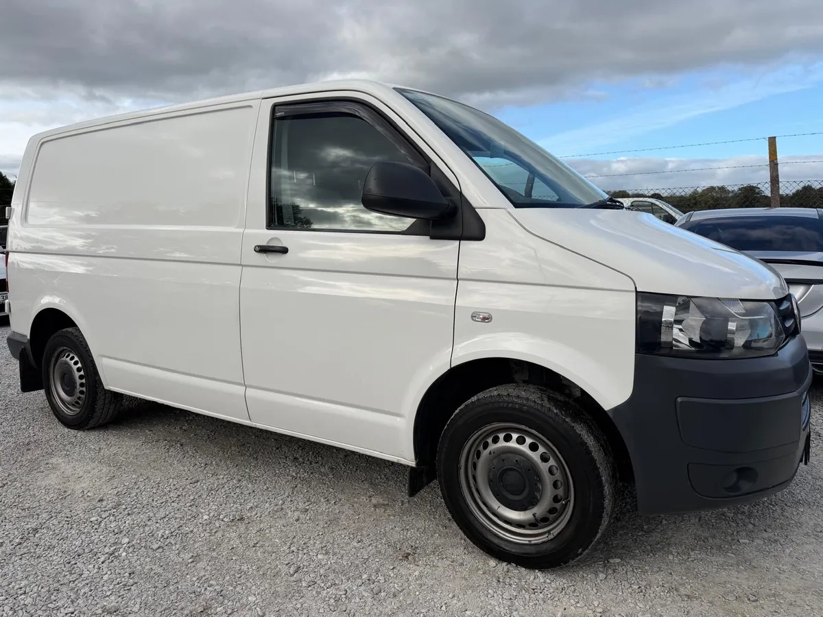 Volkswagen Transporter - Image 1
