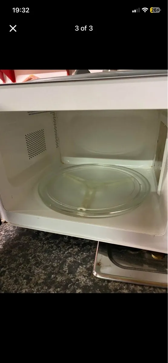 Microwave - Image 3