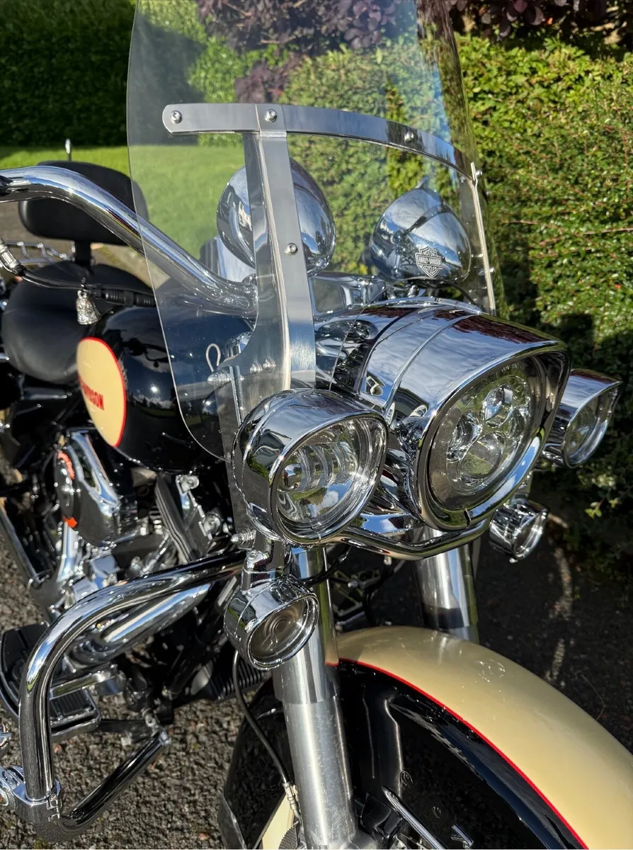 HARLEY DAVIDSON ROAD KING 2009 - Image 2