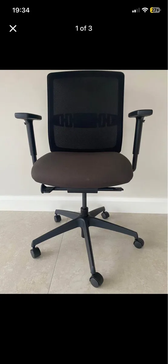 Office swivel chair - Image 1