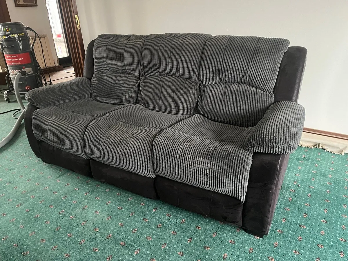 3 piece suite - Image 1