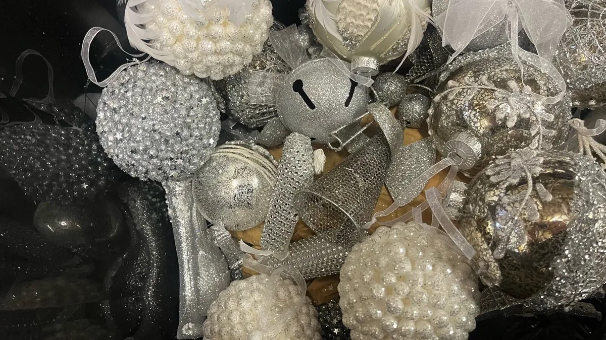 Christmas decorations - Image 2