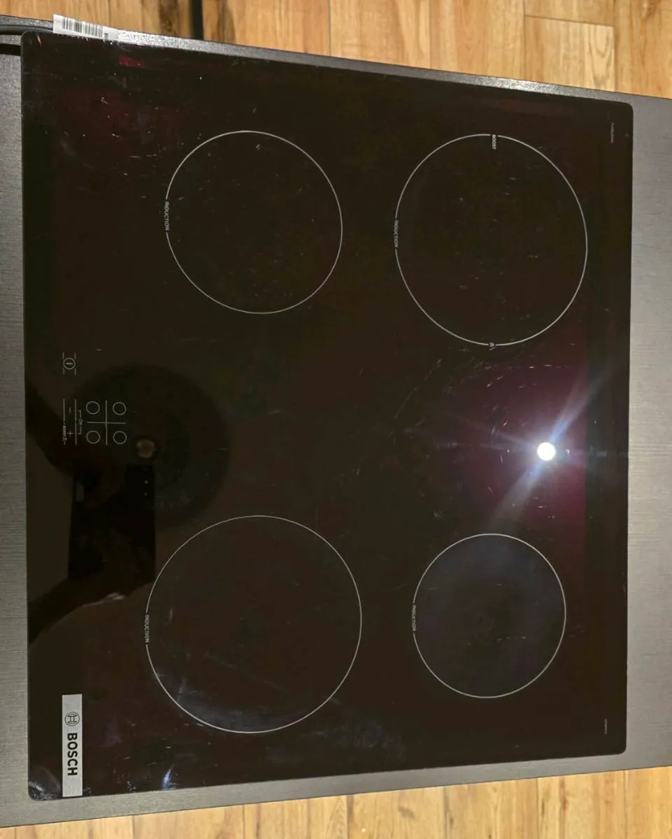 Induction hob - Image 1