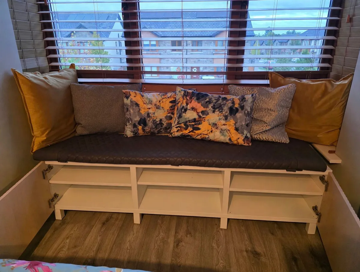 Window Storage Bench / Alcove Bench / TV Unit - Image 3