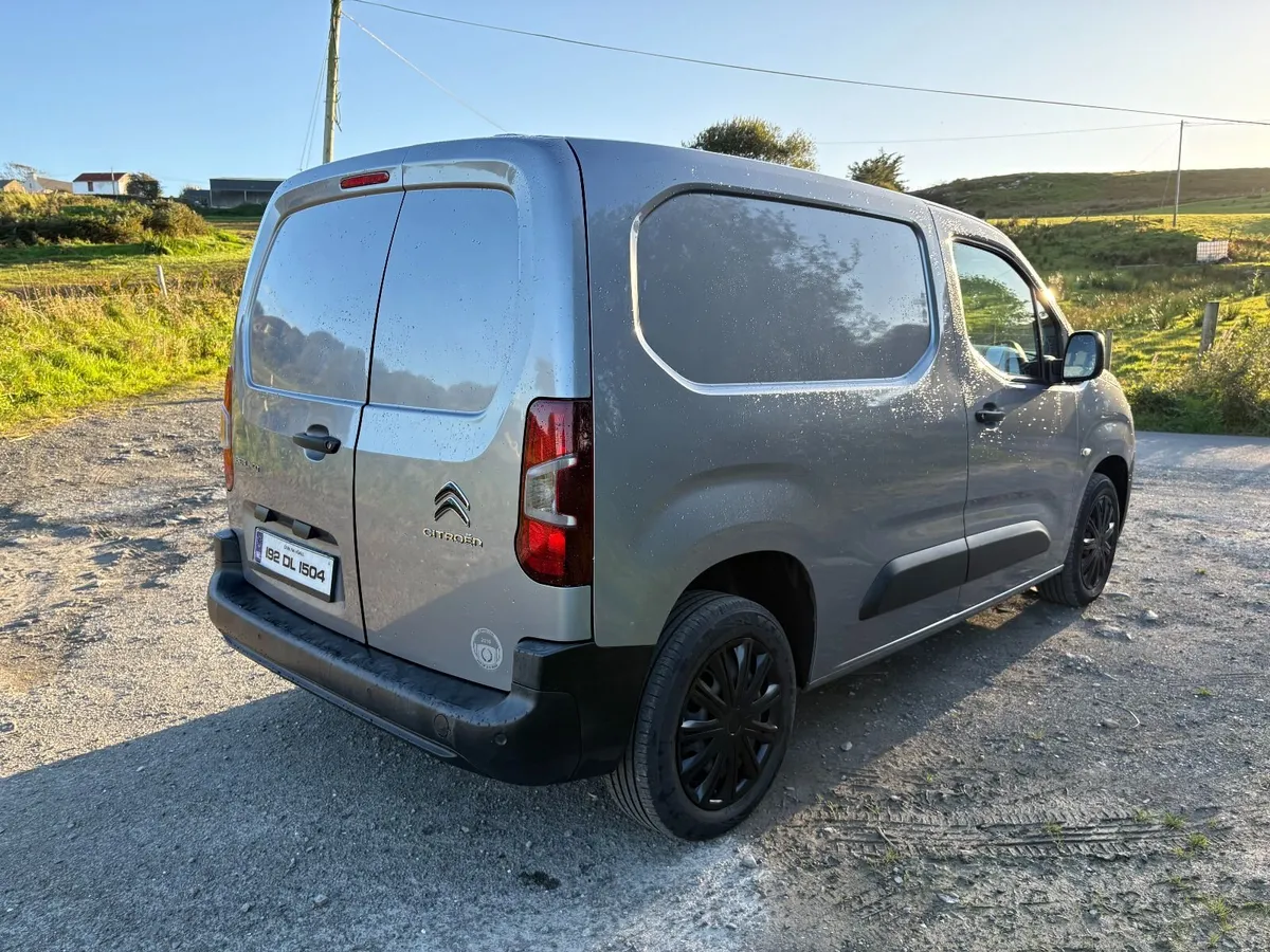 Citroen Berlingo 2019 - Image 2