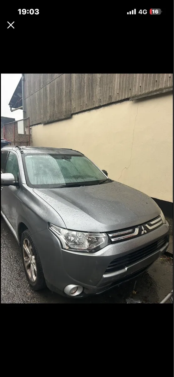 Mitsubishi Outlander ||| 2016 2.2 Diesel DI-D 4N14 - Image 3