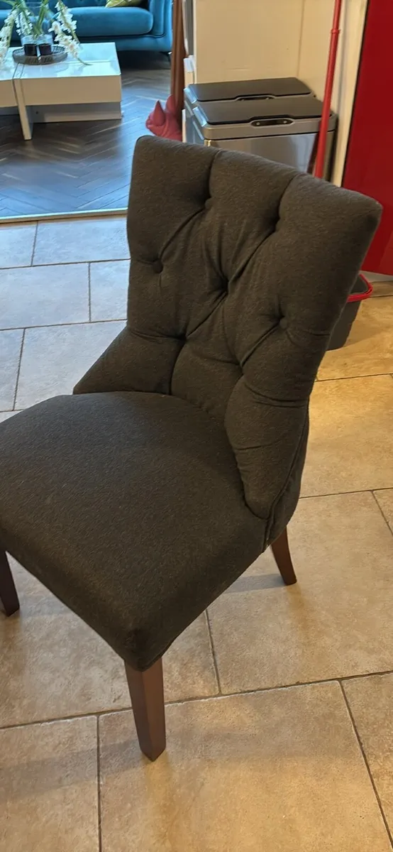 Dining chairs x 6 - Image 1