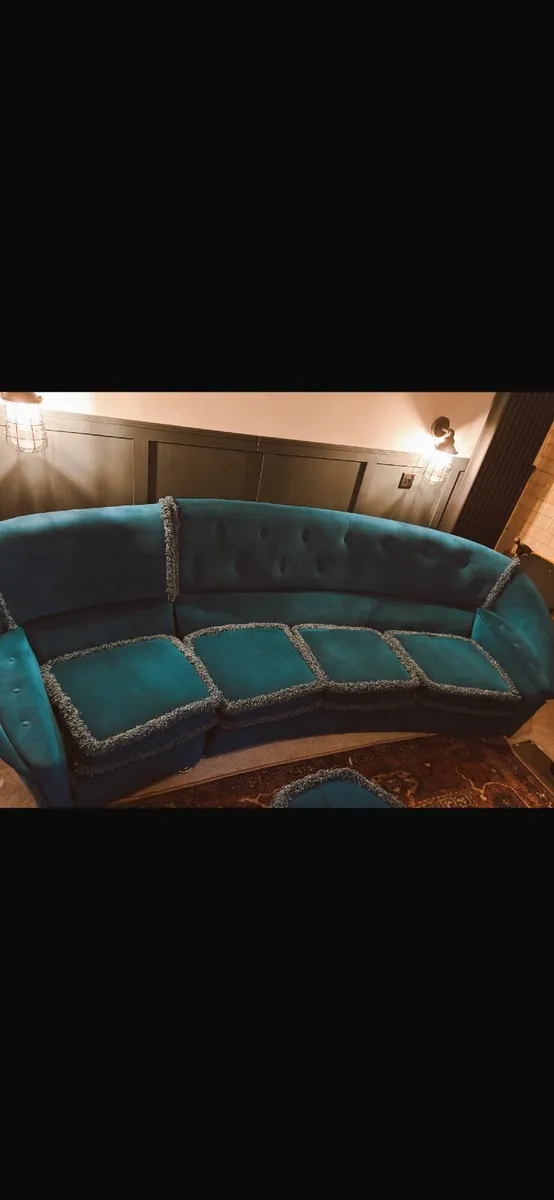 Settee - Image 2