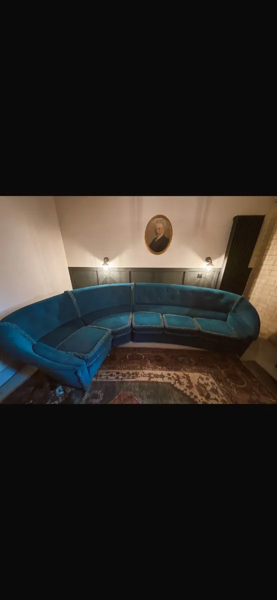 Settee - Image 3