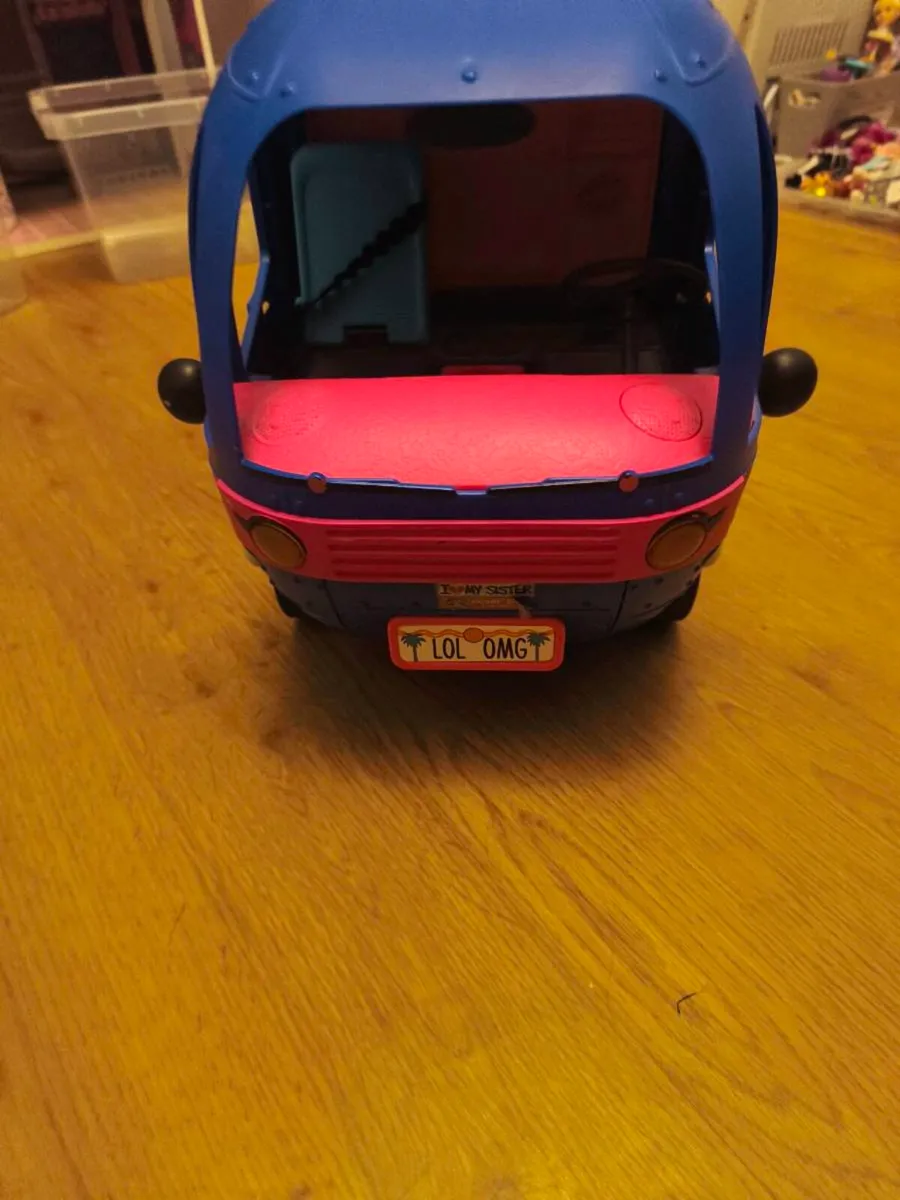 Lol car and camper van - Image 2
