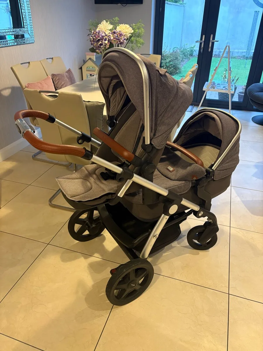 Silver Cross Wave travel system - Image 3