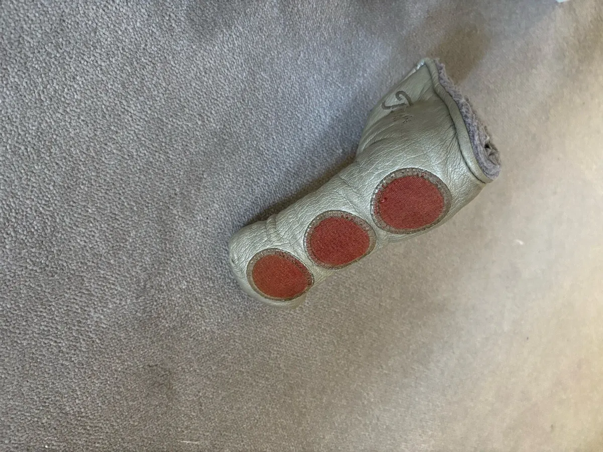 Scotty Cameron Putter head cover - Image 1