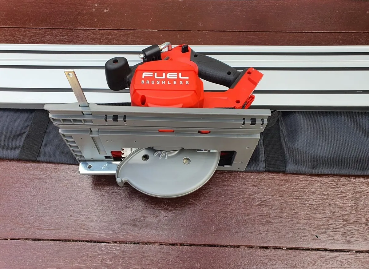 190mm Milwaukee M18 Circular Saw + Guide Rail - Image 4