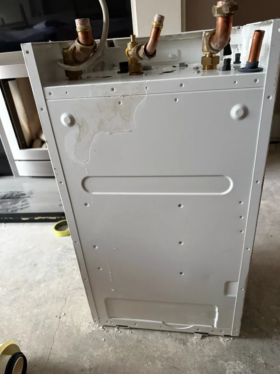 Ideal Logic Max System S24IE Gas Boiler - Image 3