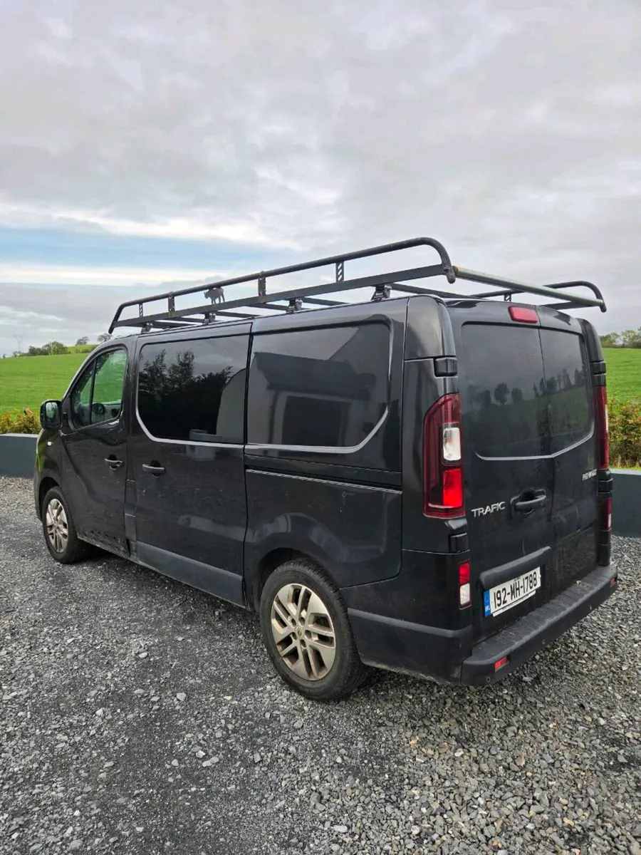 2019 Renault Trafic Crew Cab | 6 Seats | 160,768km - Image 1
