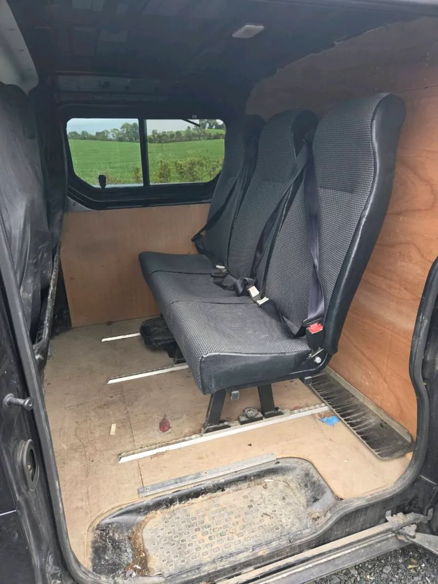 2019 Renault Trafic Crew Cab | 6 Seats | 160,768km - Image 4