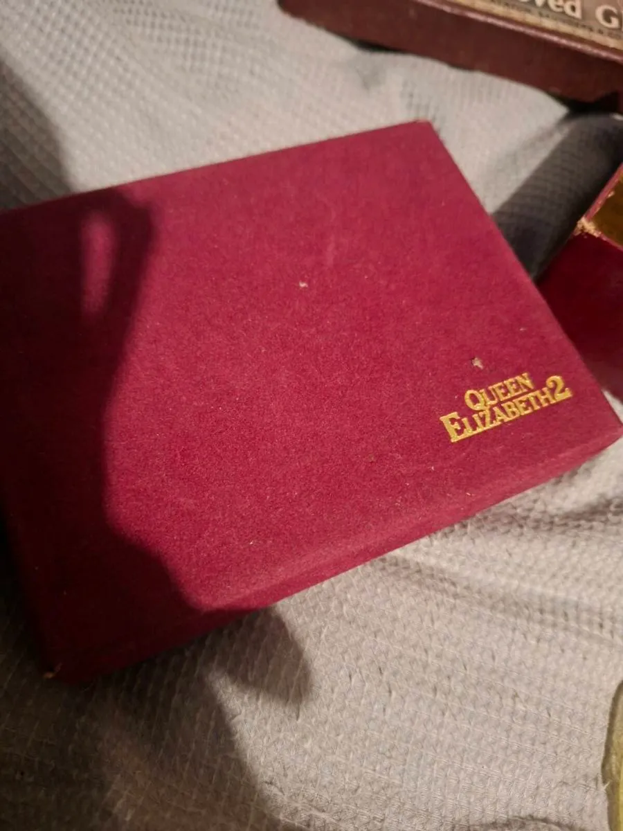 Vintage Antique lot - Image 3